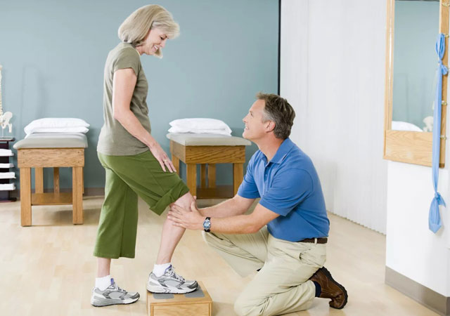 膝关节运动范围康复训练